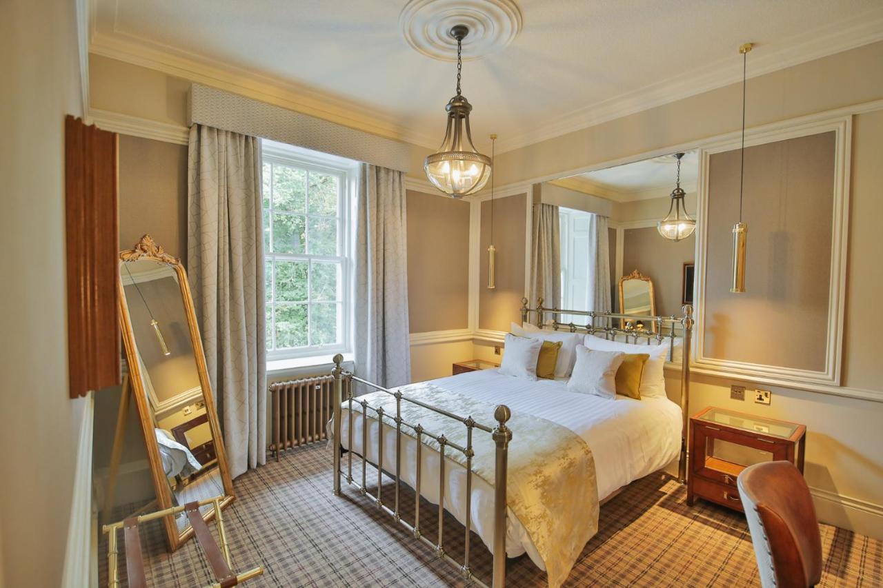 Cornhill Castle Guest House Biggar Bagian luar foto